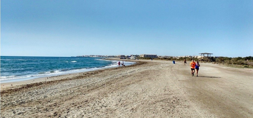 Playa en la Ribera de la Algaida (Roquetas)